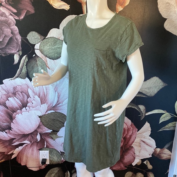 Green Gap T Shirt Dress - Picture 1 of 3
